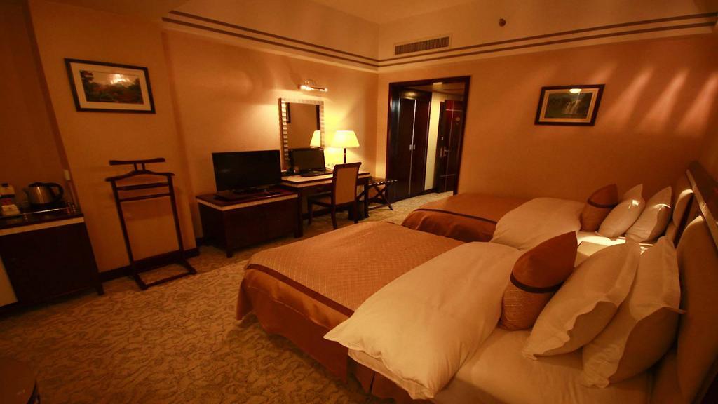 Kunming Zhongyu Hotel Exterior foto