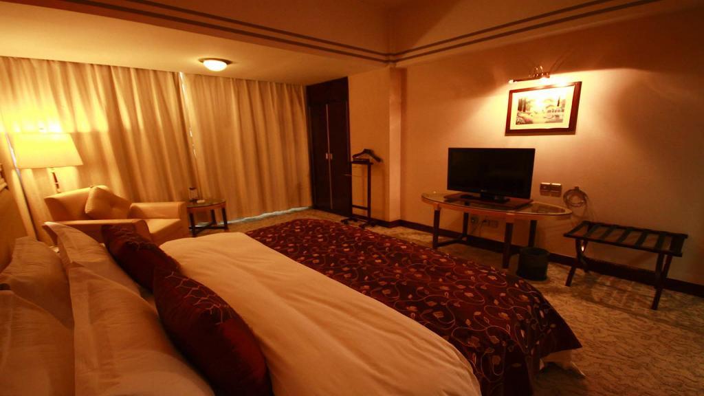 Kunming Zhongyu Hotel Exterior foto