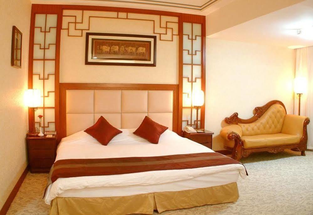 Kunming Zhongyu Hotel Exterior foto
